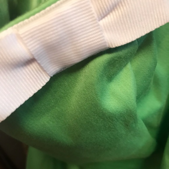 New dress bought years ago never wore - Picture 2 of 5